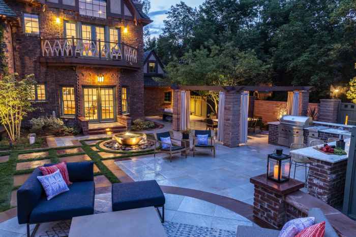 Backyard Fun: Games and Activities for Outdoor Entertaining